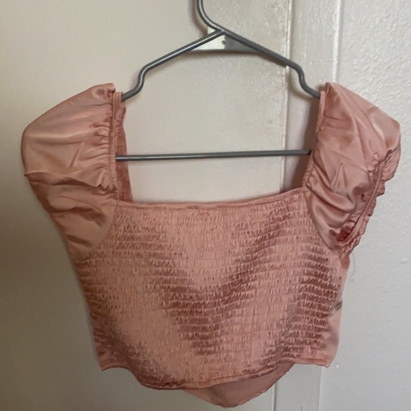 Pink cropped top - Picture 2 of 3